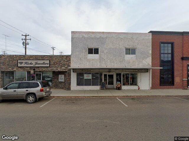 Street view for FOUR20 Brooks, 102 2 St. West, Brooks AB