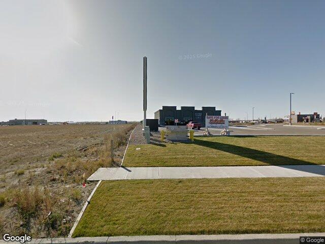 Street view for Green Light Cannabis, 102-2882 Box Springs Blvd., Medicine Hat AB