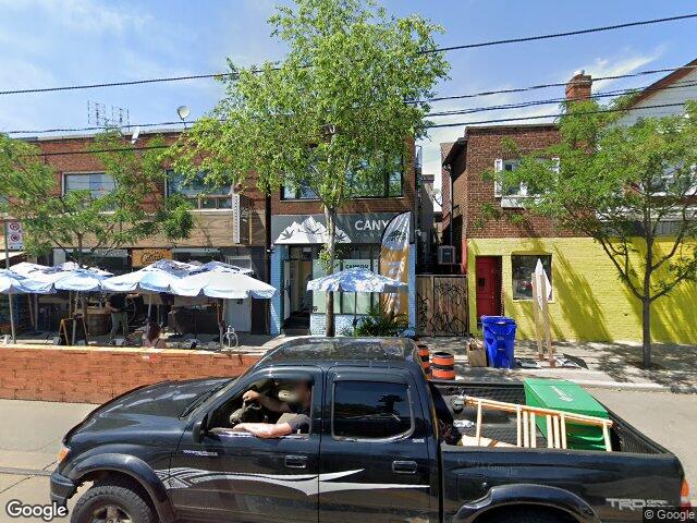 Street view for Canyon Cannabis Trinity-Bellwoods, 872 Dundas St W, Toronto ON