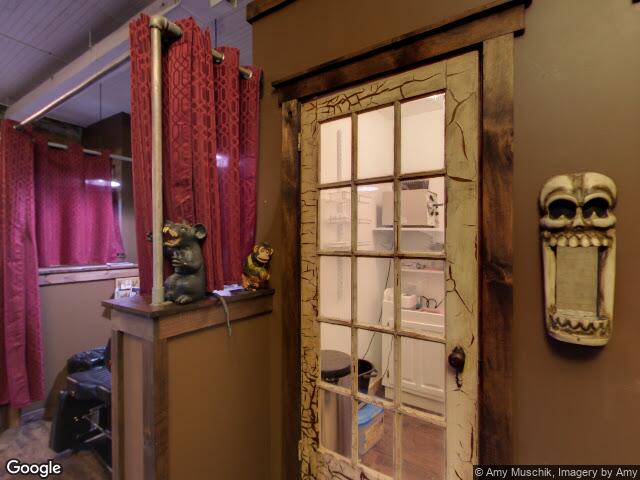 Street view for Area 420, 226 Dundas St, London ON