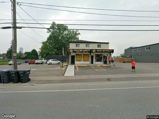 Street view for Honeypot Smoke Shop, 6832 Drummond Rd, Niagara Falls ON