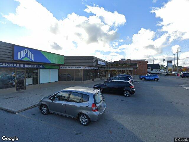 Street view for UpHi Cannabis Emporium Geneva, 286 Geneva St, St Catharines ON