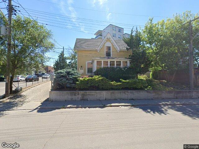 Street view for Cannabis Hut, 6 Helene St N, Mississauga ON