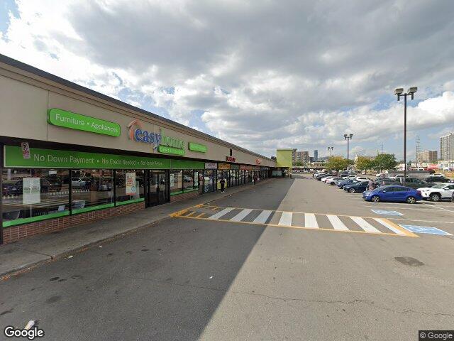 Street view for Hunny Pot Cannabis, 2500 Hurontario St, Mississauga ON