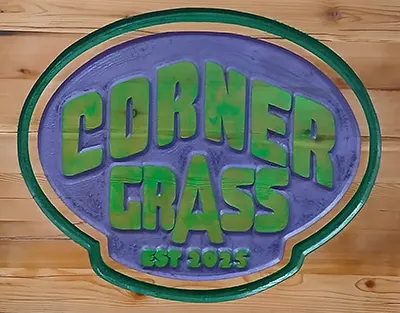 Corner Grass Logo
